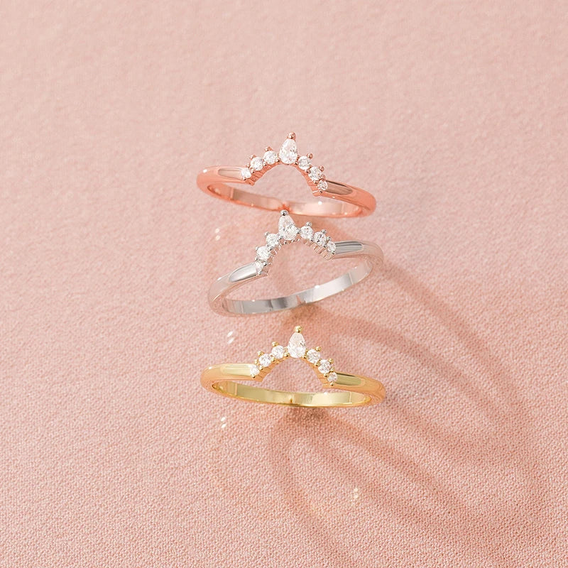 Trumium V Shaped Women Ring Crown Couple Rings Engagement Wedding Designer Copper Jewelry Anniversary Gifts Trendy Fashion